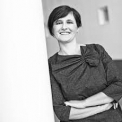 Profile picture for user Claudia Toma